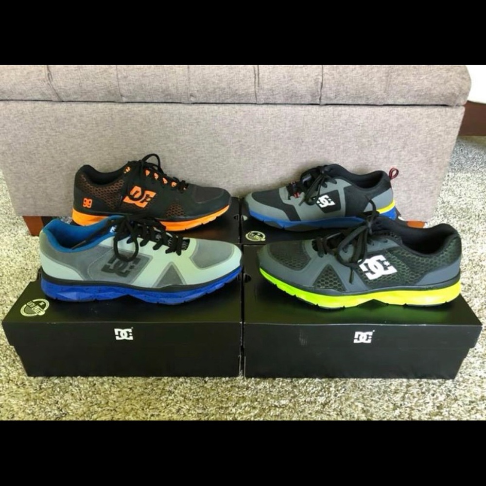 4 pairs of DC shoes